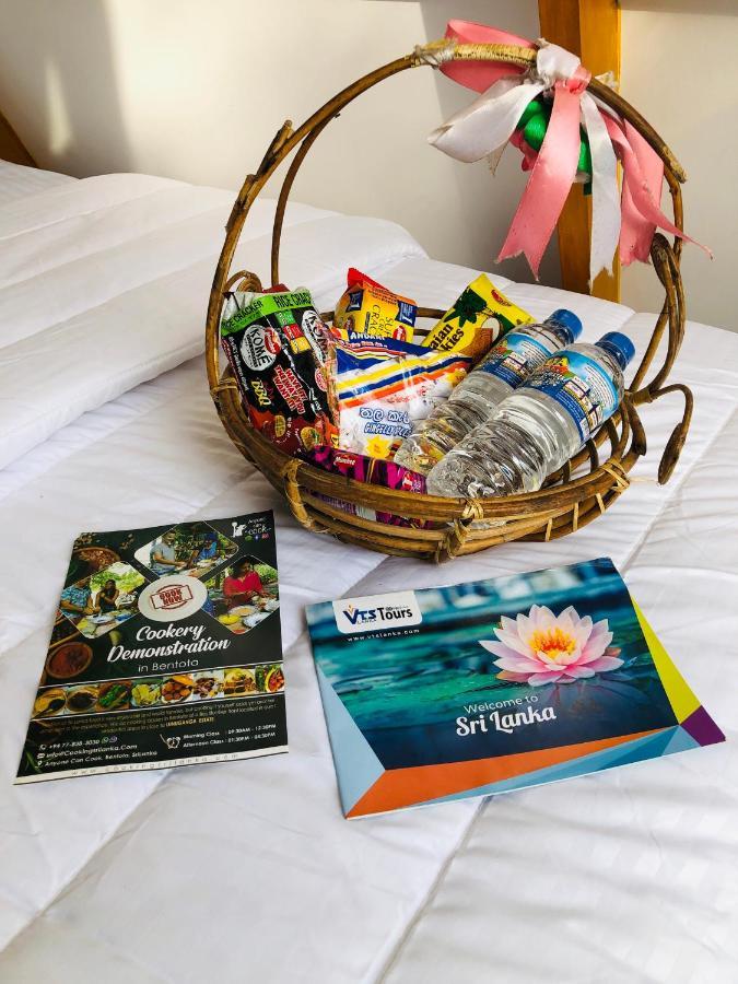 インドゥルワ The We2 "Wildwood Elegance Escape" Bed & Breakfast エクステリア 写真