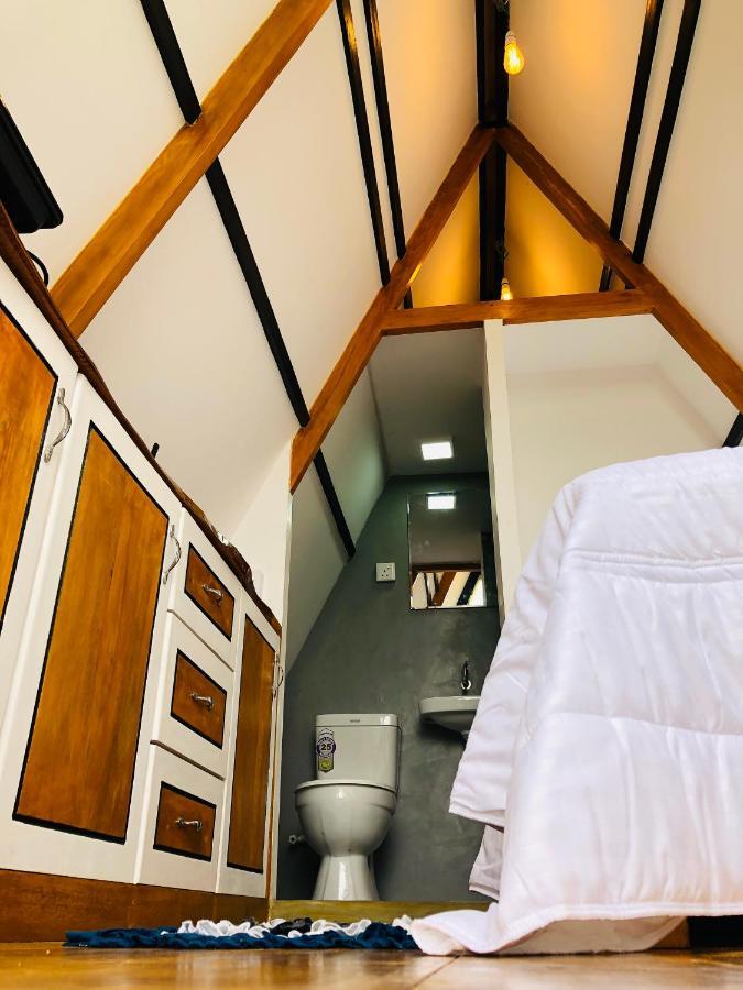 インドゥルワ The We2 "Wildwood Elegance Escape" Bed & Breakfast エクステリア 写真